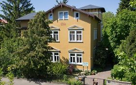 Villa Elsa im Denkmalschutzgebiet Dresden-Blasewitz mit Garten